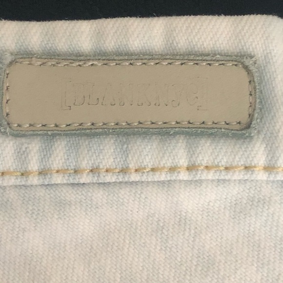 BLANKNYC Pinstriped Bleached Cutoff Shorts Sz 25 - Picture 7 of 9